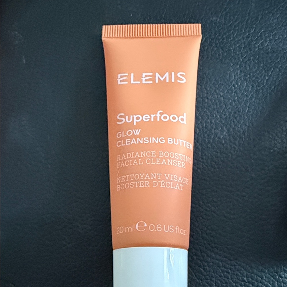 ELEMIS Superfood Glow Cleansing Butter - Coral Orange Tube